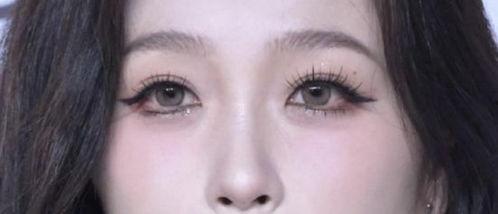 夸张欧美漫画睫毛图片,欧美漫画睫毛的夸张魅力